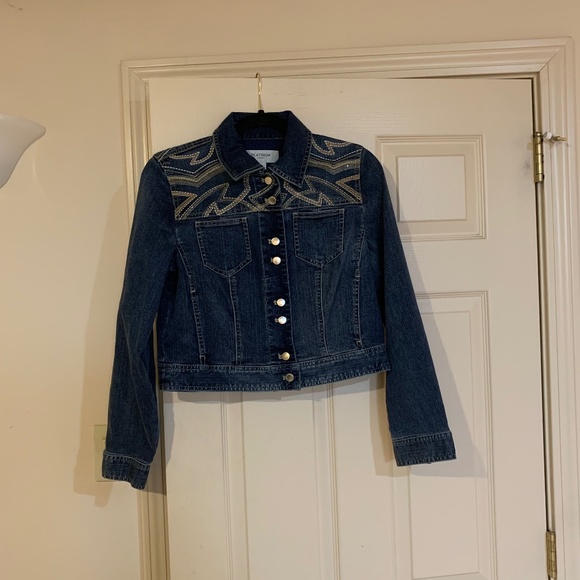 Platninum Chico’s Embellished Short Denim Jacket sz 0 - Picture 1 of 8
